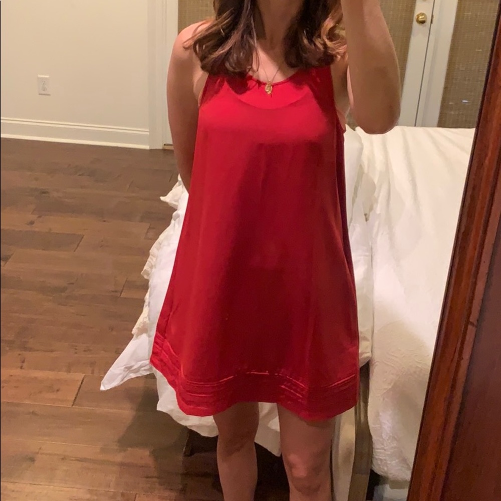 Red dolce vita dress
